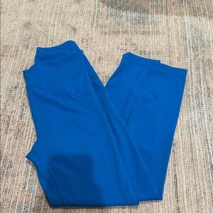 Women's Blue Lululemon leggings 24 in size 8